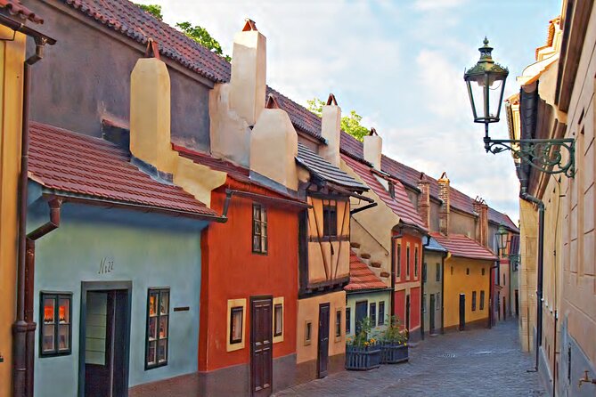 Prague Guided Walking Tour and Cruise with Authentic Czech Lunch - Price and value: what $102.79 buys you in a six-hour day