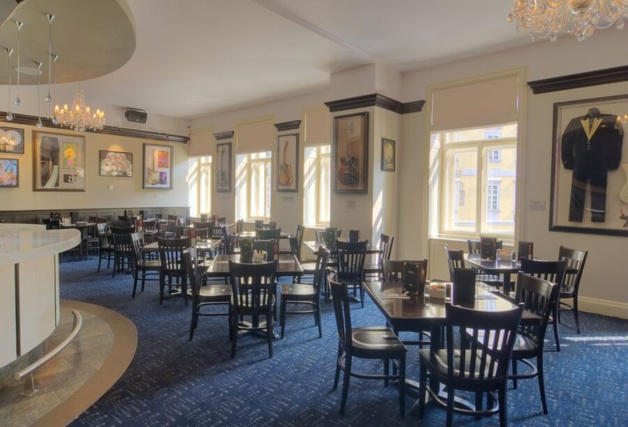 Prague: Hard Rock Cafe with Set Menu for Lunch or Dinner - Rock Shop next to your meal: souvenirs without overthinking it