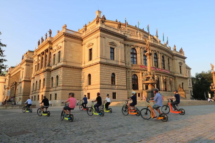Prague: Highlights Tour on e-Scooter or eBike - Why an e-scooter or e-bike tour works so well in Prague