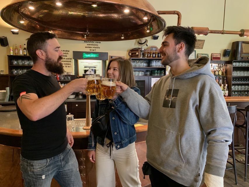Prague: Historic Pubs Tour with Drinks - Key Highlights at a Glance