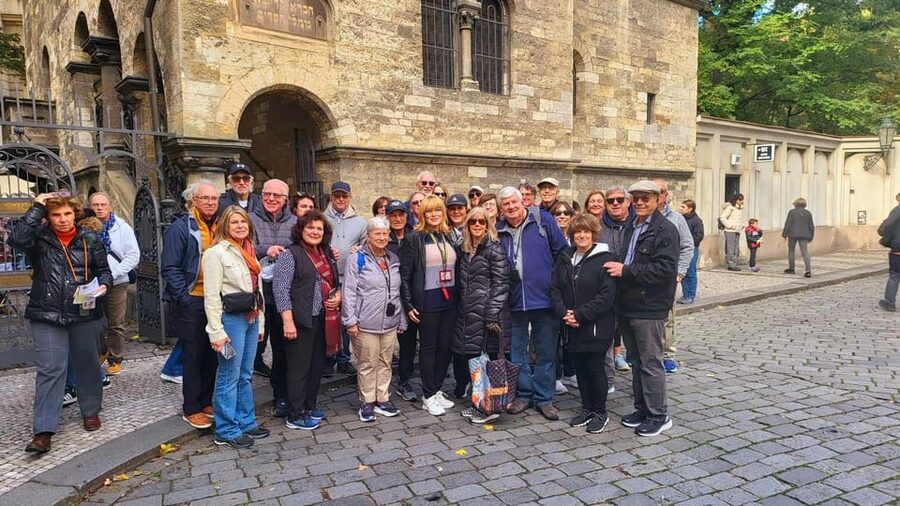 Prague: Jewish Quarter Half-Day Private Walking Tour - Klausen Synagogue: traditions you can actually picture