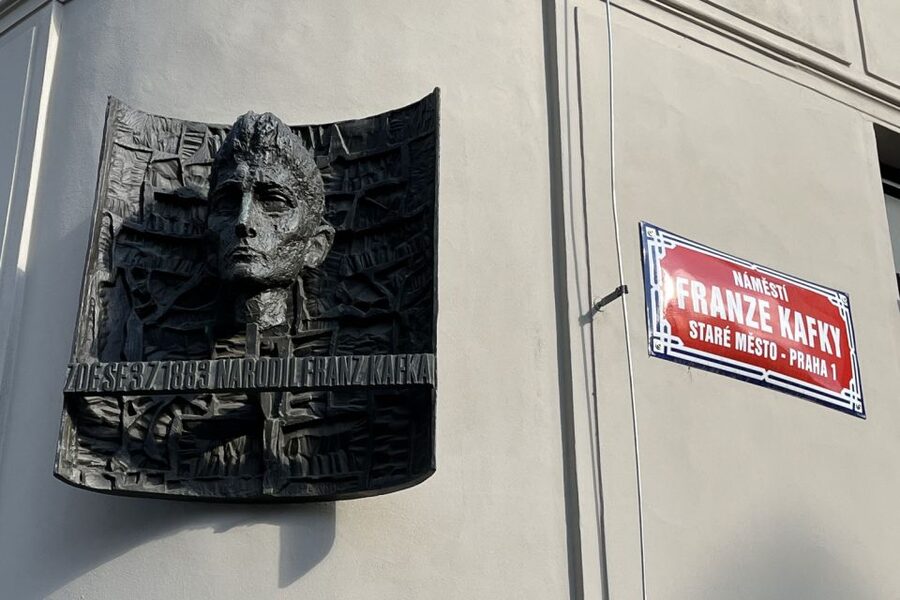 Prague: Jewish Town Guided Walking Tour - Why the Old Jewish Quarter still hits you in a good way
