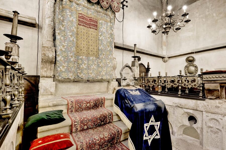 Prague Jewish Town/Skip-the-Line Official Entry Ticket - Spanish Synagogue: Moorish Interior Style and the Alhambra Connection