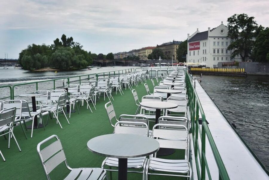 Prague: Lunch Cruise on Vltava River with open Buffet - Prague Castle and Lesser Town: The Views Most People Remember