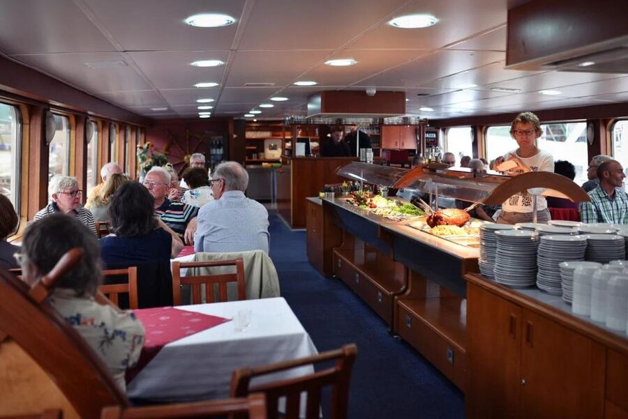 Prague: Lunch Cruise on Vltava River with open Buffet - Passing the Vltava Lock: Why It Matters for Your Experience