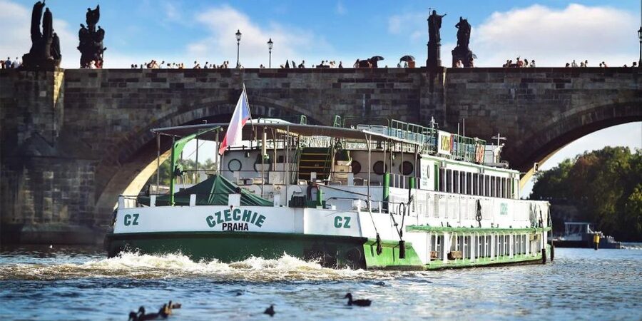 Prague: Lunch Cruise on Vltava River with open Buffet - The Open Buffet Lunch: What You Get, and How to Eat Like a Pro