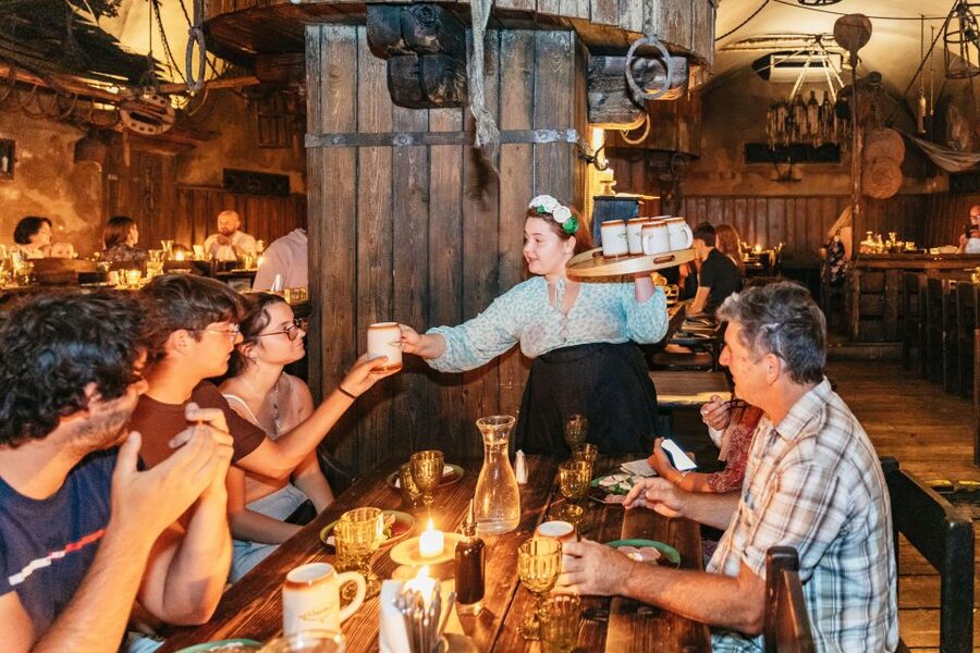 Prague: Medieval Dinner with Unlimited Drinks - Dining Room Reality Check: Lighting and Tight Seating