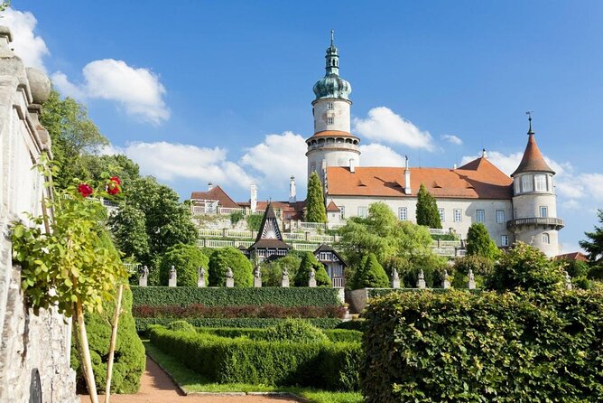 Prague Mini-Breweries Beer Tour with Czech Appetizers - A Prague beer tour that actually connects beer and streets