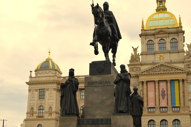 Prague: National Museum Ticket & Online Audioguide City Tour - A timed museum entry plus a phone audioguide: how it works
