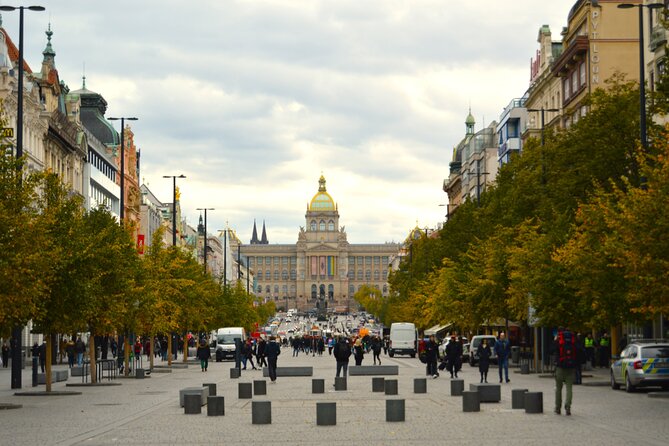 Prague: National Museum Ticket & Online Audioguide City Tour - Picking up tickets at GET PRAGUE GUIDE at Maiselova 5