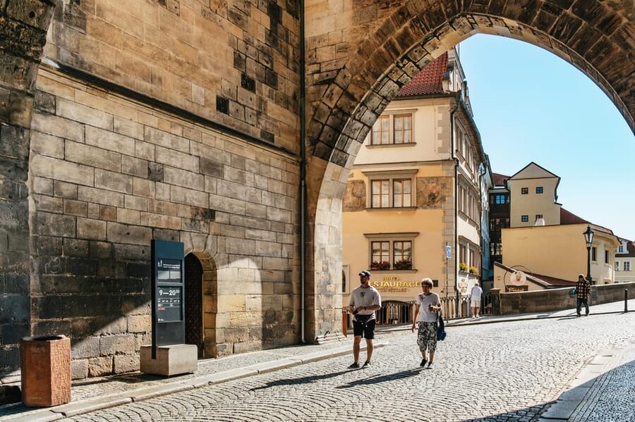 Prague: Old Town, Astronomical Clock and Underground Tour - Josefov at the right pace: history that doesn’t feel rushed