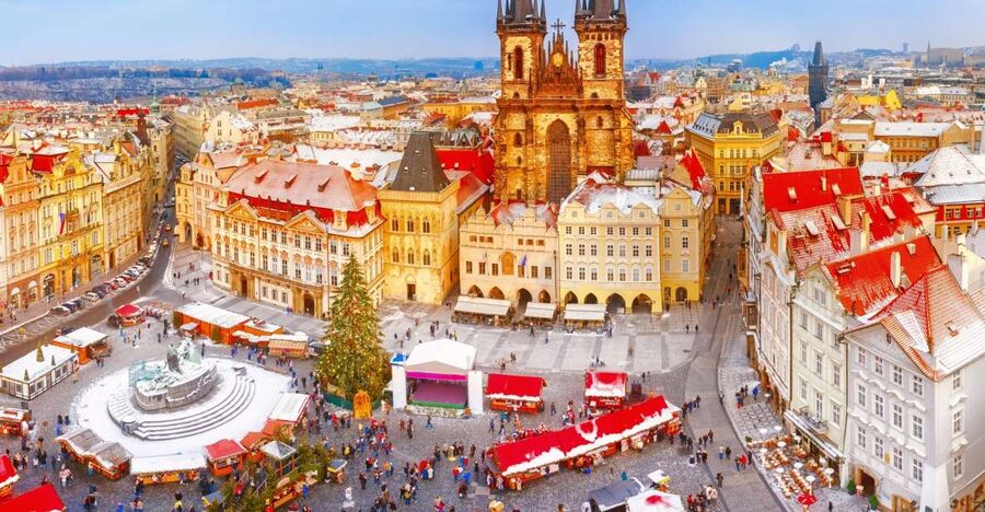 Prague: Old Town Highlights Private Guided Walking Tour - Meeting in Old Town, then getting your bearings the easy way