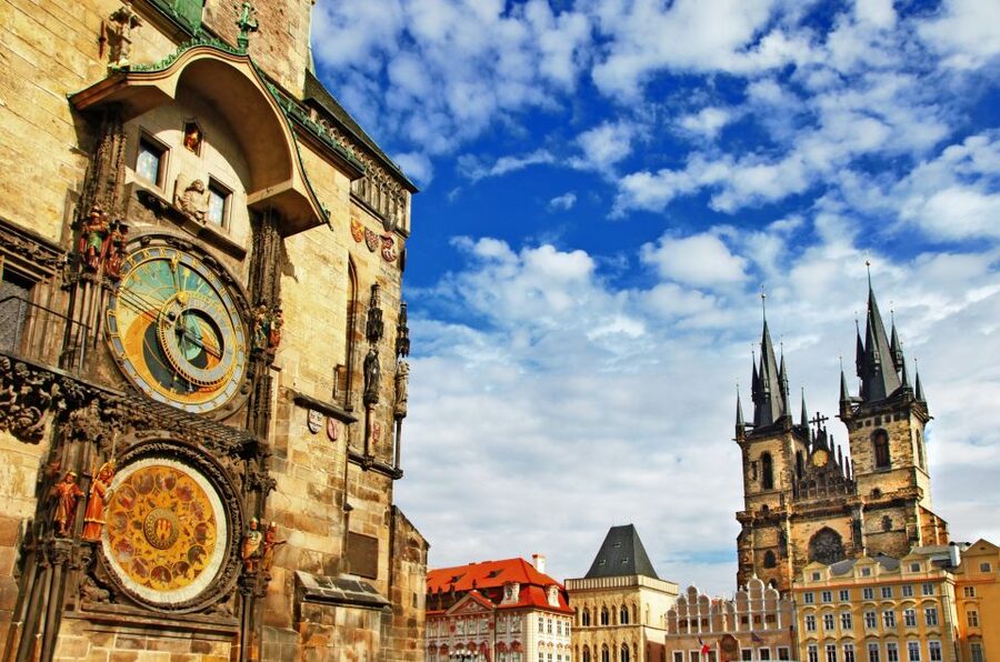 Prague: Old Town Highlights Private Guided Walking Tour - What a private, licensed guide adds in Prague (and when it matters)