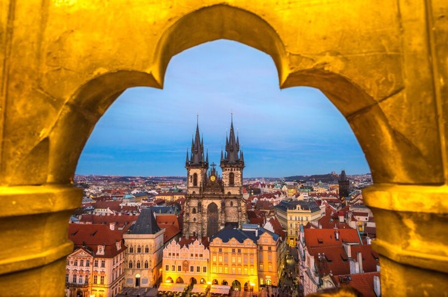 Prague: Old Town Highlights Private Guided Walking Tour - Timing, church access, and why your start time matters