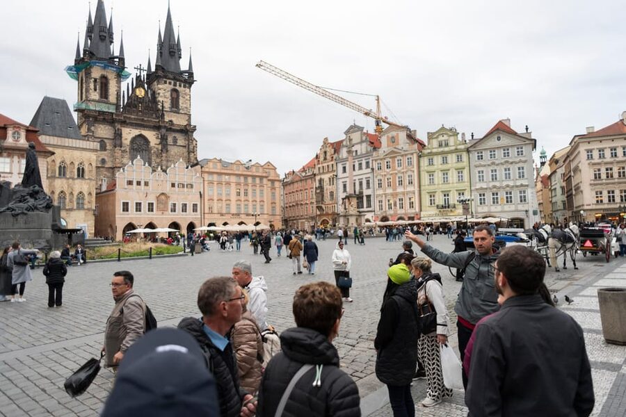 Prague: Old Town, Jewish Quarter & Astro Clock Walking Tour - The Astronomical Clock Area, More Than a Single Photo Stop