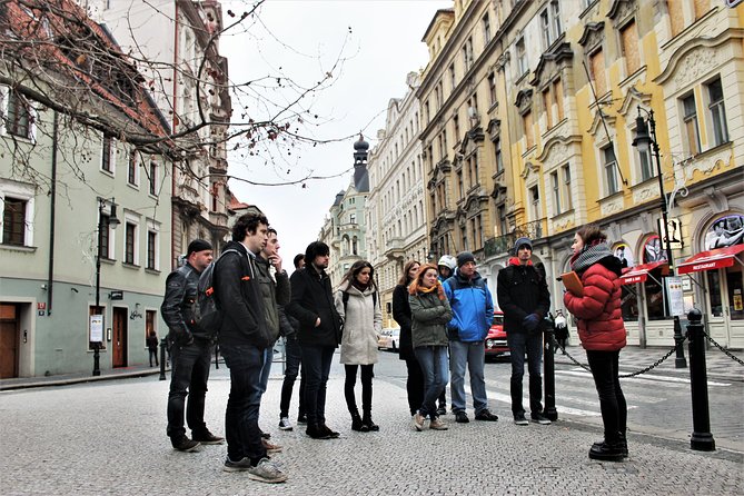 Prague Old Town, Medieval Underground and Dungeon Historical Tour - Group Size, Hearing, and Why Your Guide Matters