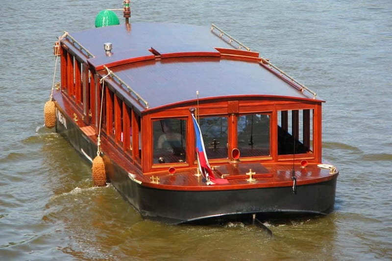 Prague: Old Town, Prague Castle & River Cruise Day Tour - Key things you will love