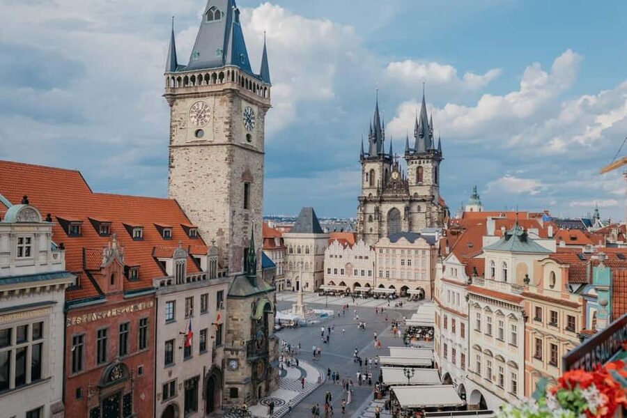 Prague Old Town, Underground and House of Alchemy Tour - Should you book the Prague Old Town, Underground and House of Alchemy Tour?
