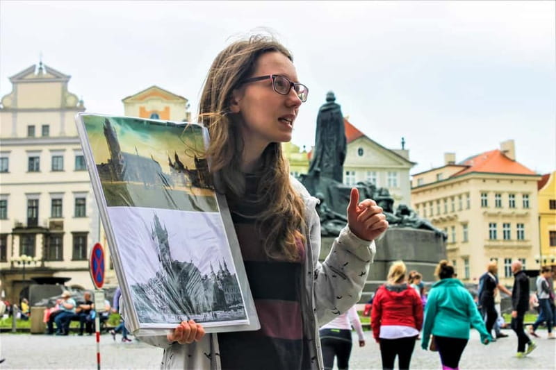 Prague: Oldtown, Medieval Underground & Dungeon History Tour - Photography Rules, Video Limits, and What to Bring
