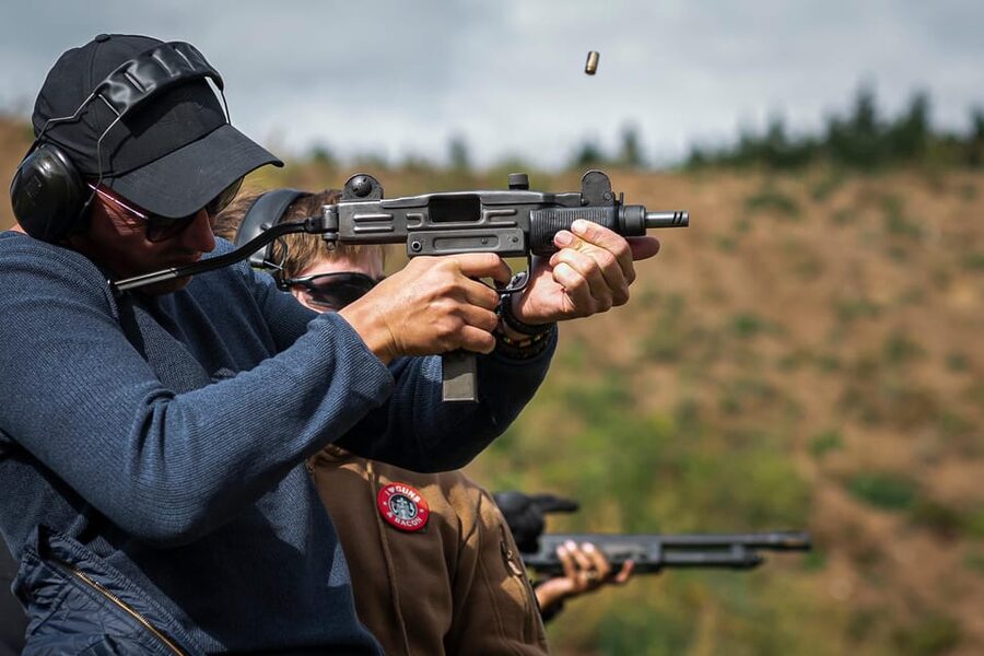 Prague: Outdoor Shooting Experience with up to 10 Guns - Food and drinks: small, included comforts that help