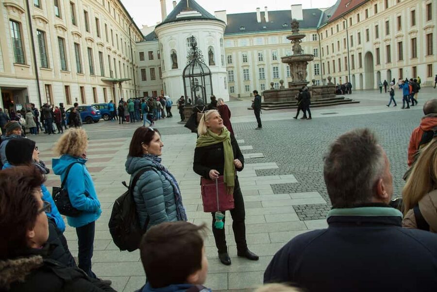 Prague: Prague Castle & Charles Bridge – guided tour in German - Price and Value, Plus Who This Tour Fits Best