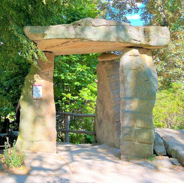Prague: Prague Zoo Audio Guide with E-Ticket - Key points to know before you go