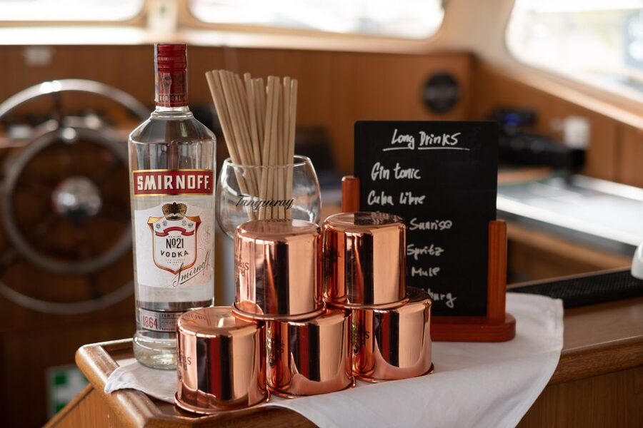 Prague: Private Beer Boat Cruise with Unlimited Beer - What you’ll actually see: Castle, Charles Bridge, and Rudolfinum