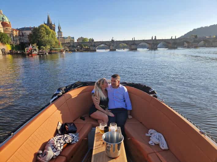 Prague Private Boat Tour - 2 Hours - Who should book this private Prague river experience