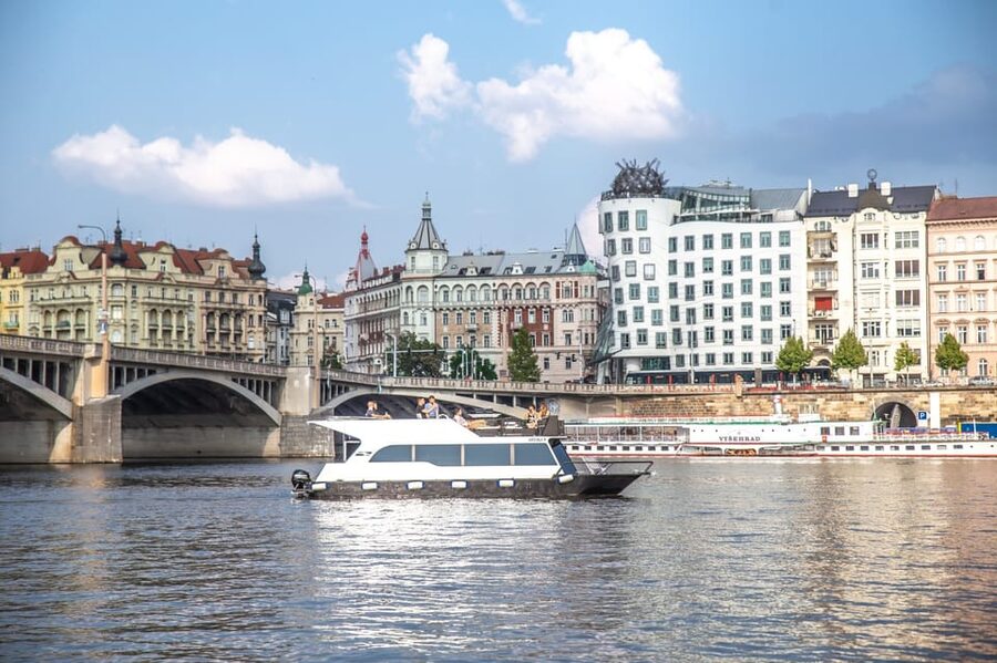 Prague: Private River Cruise with Unlimited Beer or Prosecco - Getting onboard near tram station Výtoň, Železniční most, and Kayak Beach Bar
