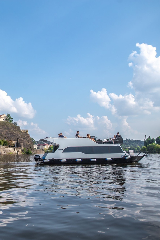Prague: Private River Cruise with Unlimited Beer or Prosecco - The 3-hour sight lineup: Prague Castle, Charles Bridge, Dancing House, and Vysehrad