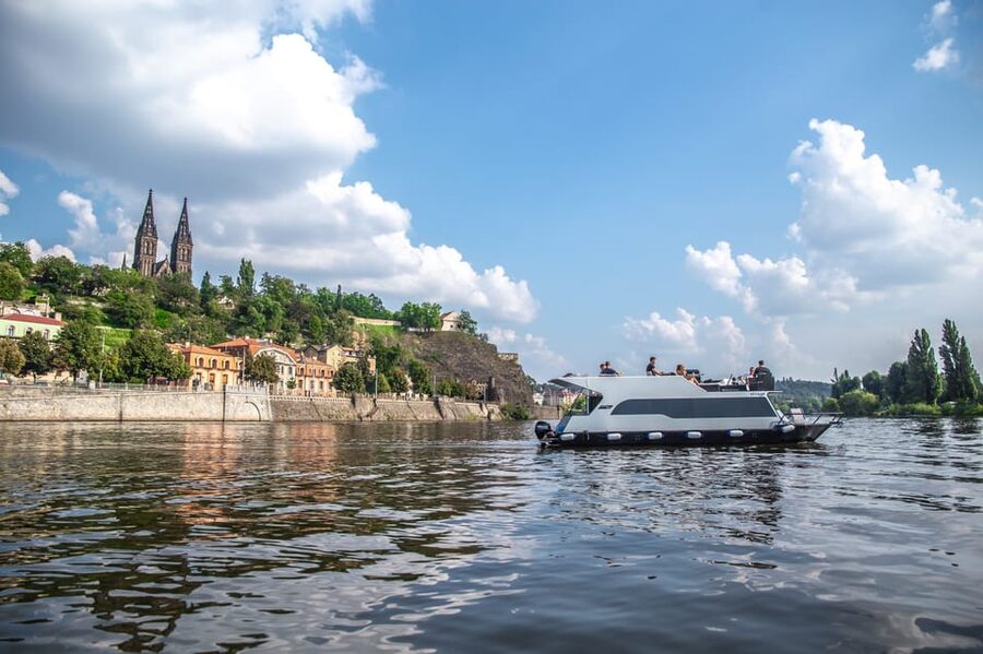 Prague: Private River Cruise with Unlimited Beer or Prosecco - Kitchen, grill, and optional food or drink packages