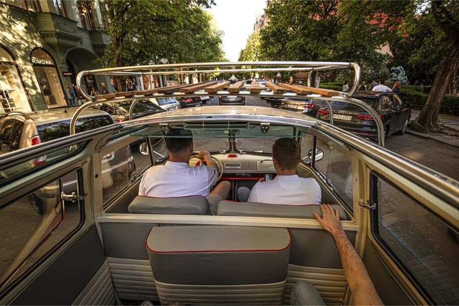 Prague: Private Sightseeing Tour in original VW Samba bus - Price value: what $170 per group up to 7 really buys you