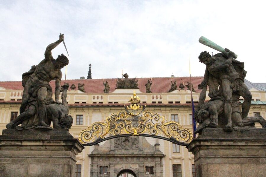 Prague: Private Tour of the Prague Castle Grounds - Why this private Prague Castle loop works in 3 hours