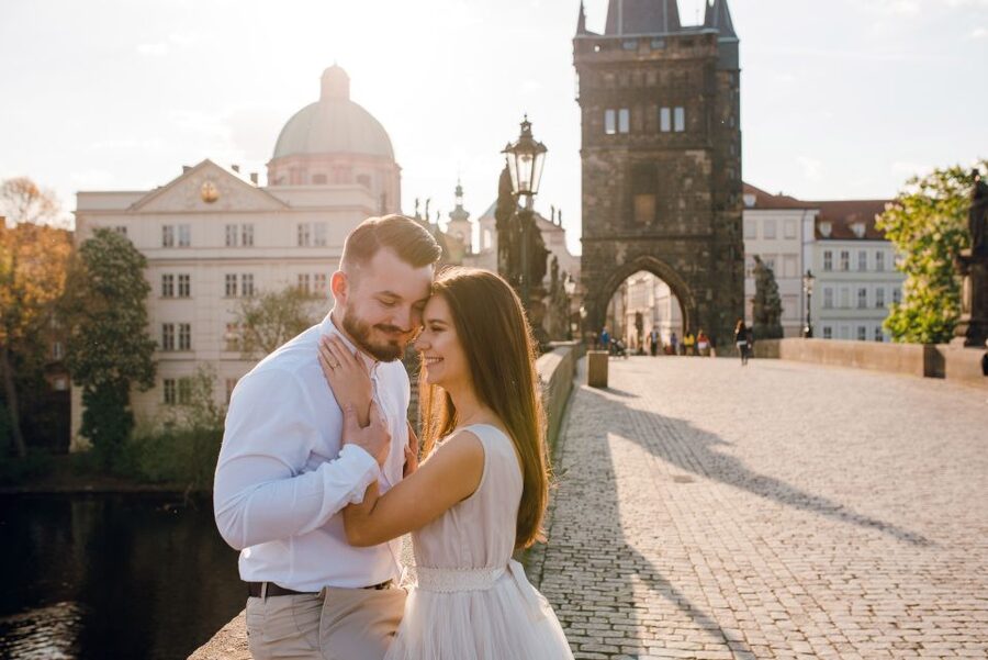 Prague: Professional Photoshoot at Charles Bridge - Key things to know before you book