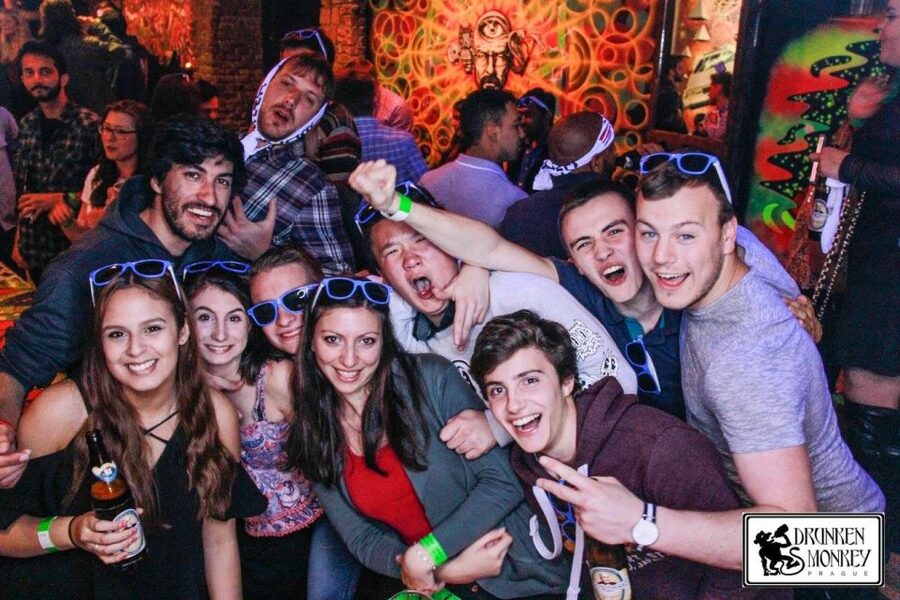 Prague: Pub Crawl with Open Bar and VIP Entry - Price and value: what $44 buys in real nightlife time