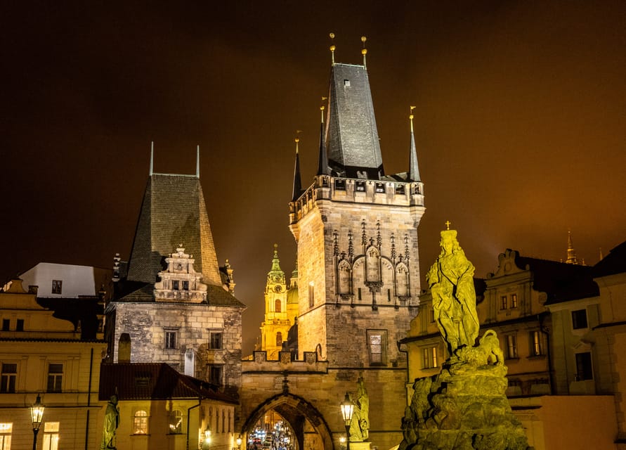 Prague: River Cruise, Charles Bridge Museum, & Walking Tour - Onboard drinks and audio: what you’ll feel during the cruise