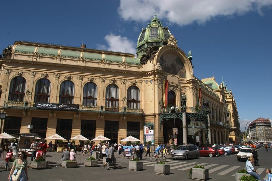 Prague: River Cruise with Transfer to Pier - Should you book the Prague river cruise with transfer to the pier?