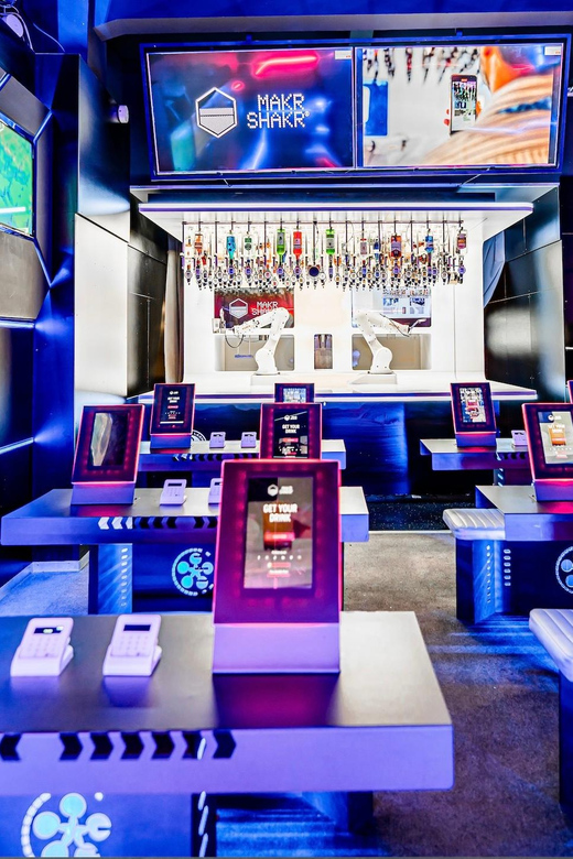 Prague: Robotic Bar Entry with a Drink Included - What this Robotic Bar Show Really Feels Like