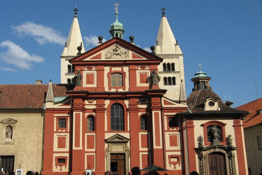 Prague Royal Castle, St Vitus, Golden Lane Tour with Tickets - The 4-hour option adds St Nicholas Church in Lesser Town