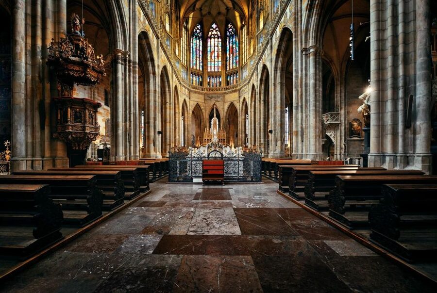 Prague Royal Castle, St Vitus, Golden Lane Tour with Tickets - Price and value: $154 per person with tickets in a private format