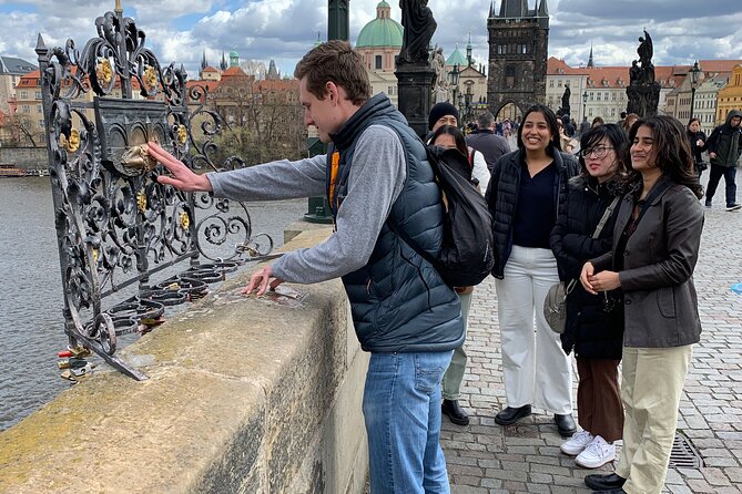 Prague’s TOP Sights - Old Town, Jewish Quarter, Charles Bridge (Tip-based tour) - Old Town Hall and Church of Our Lady before Týn: the square is the whole lesson