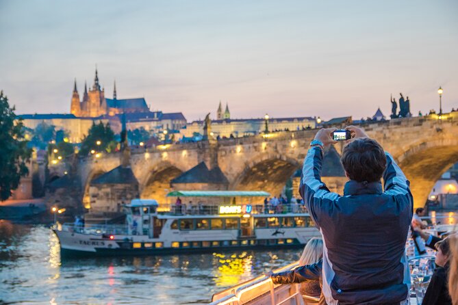 Prague: Sightseeing Boat Cruise with Buffet Dinner - Key Highlights Worth Your Time