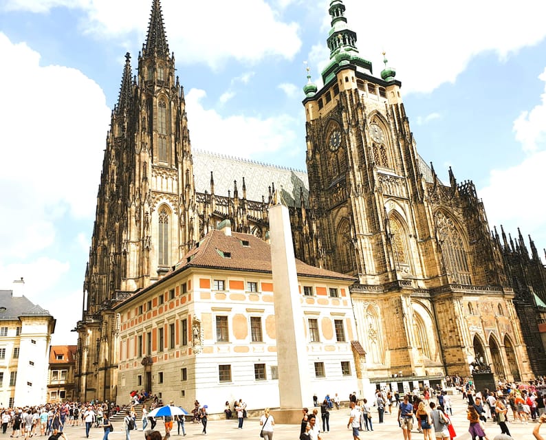 Prague: Skip-the-line Castle Ticket and Optional AudioGuide - The 20-Minute English Orientation: Small Time Investment, Big Payoff