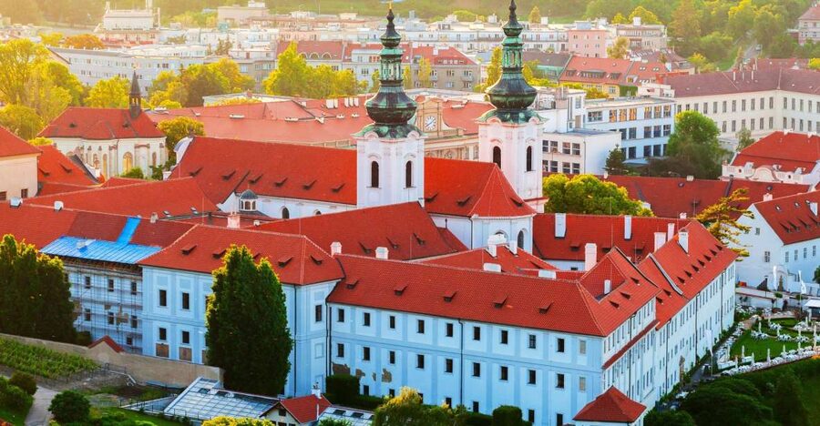 Prague: Skip-the-line Strahov Monastery and Library Tour - The 3-hour flow: meeting at Masaryk, then up toward Prague Castle
