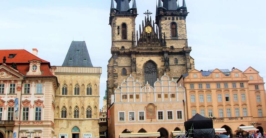 Prague: Tailored Sightseeing Tour in French - Who should book this French private Prague tour