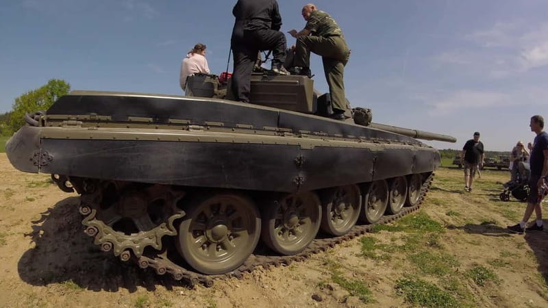 Prague: Tank Ride Experience - Getting to Milovice: pickup choices, bus time, and when to be ready