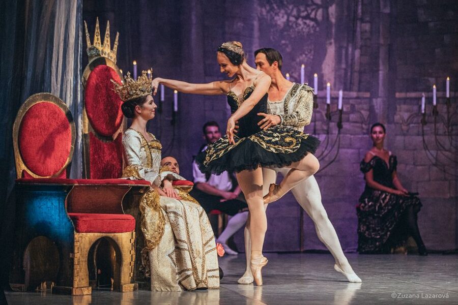 Prague: The Best of Swan Lake Ballet Tickets - Swan Lake, the Tchaikovsky way, at Divadlo Broadway