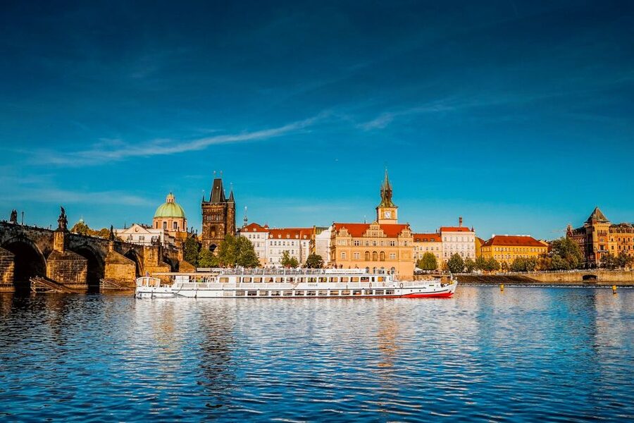 Prague: Vltava River Night Cruise with Buffet - Should You Book This Prague Vltava River Night Cruise?