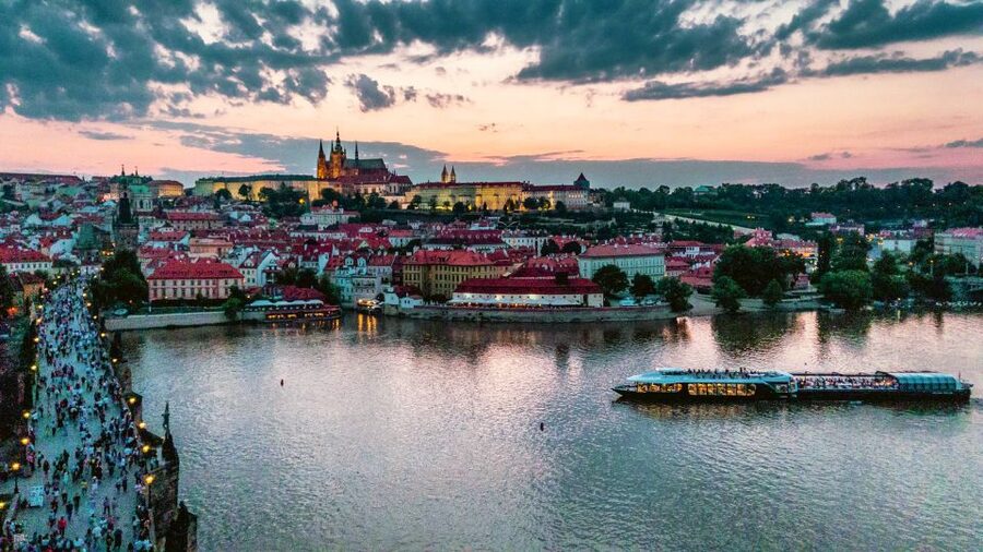 Prague: Vltava River Night Cruise with Buffet - Practical Tips for a Smoother, More Enjoyable Cruise