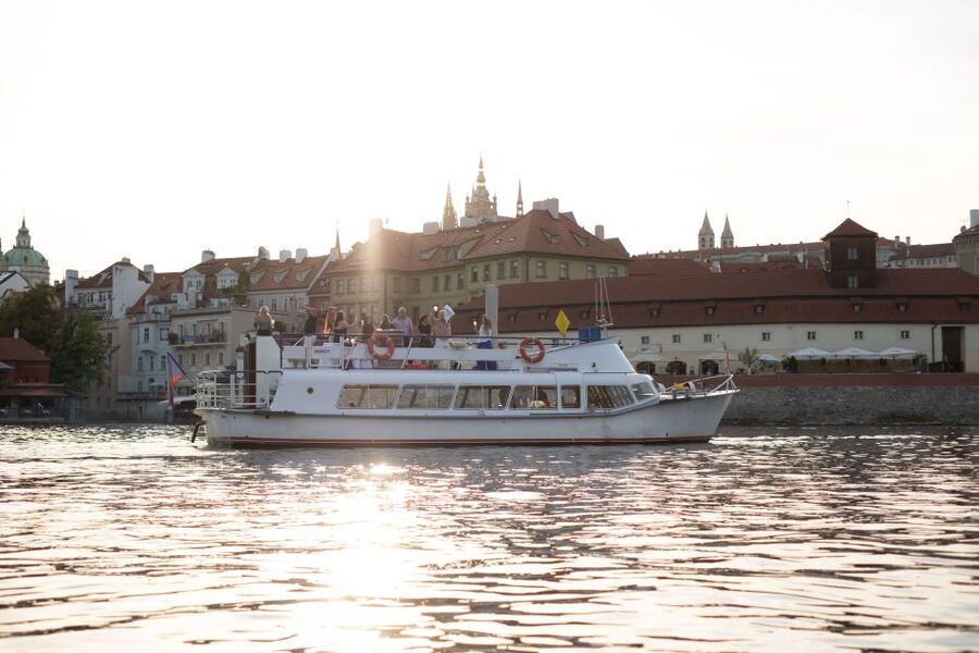 Prague: Vltava River Private Boat Party with Drinks - The one-hour route: Castle panorama, Charles Bridge arches, and the National Theatre